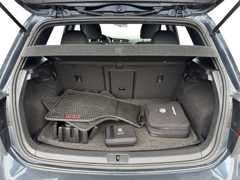 Used 2018 Volkswagen GTI S FWD image 17