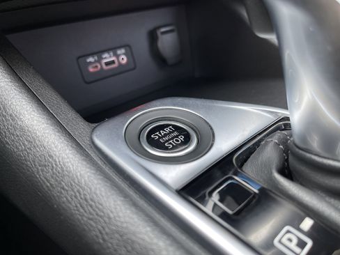 Used 2022 Nissan Sentra SV image 26