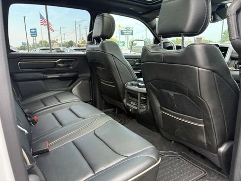 Used 2019 RAM 1500 Limited AWD/4WD image 14