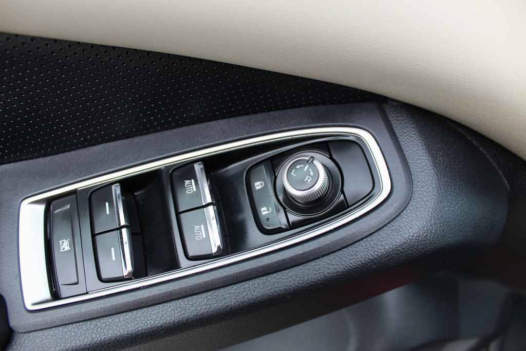Used 2020 Subaru Ascent Limited w/ Technology Package AWD/4WD image 14
