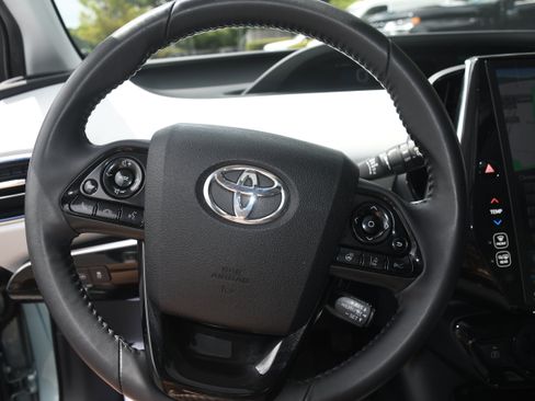 Certified 2022 Toyota Prius Limited w/ Premium Convenience Package FWD image 13