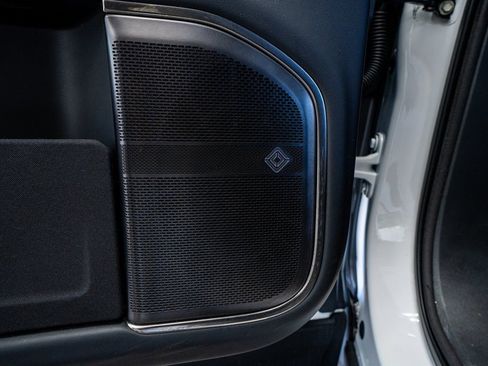 Used 2023 Rivian R1S Adventure image 29