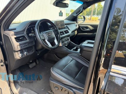 Used 2022 GMC Yukon XL SLT RWD image 5