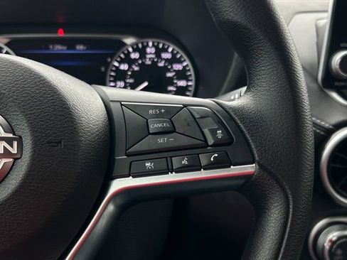 Used 2024 Nissan Sentra SV FWD image 33