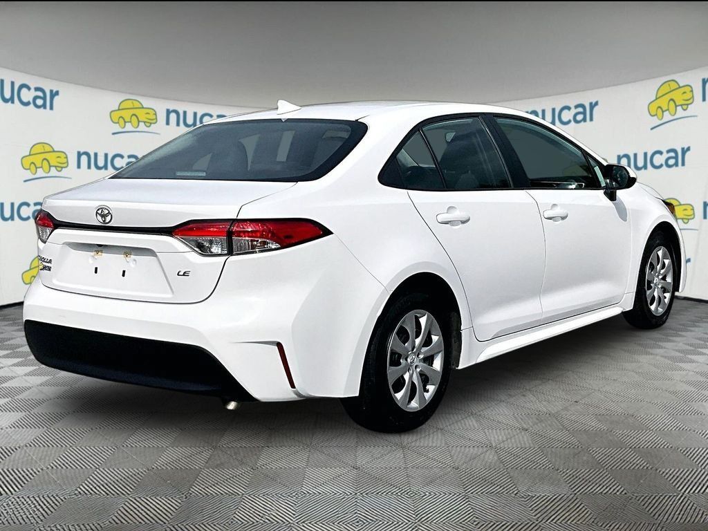 Used 2025 Toyota Corolla LE FWD image 6