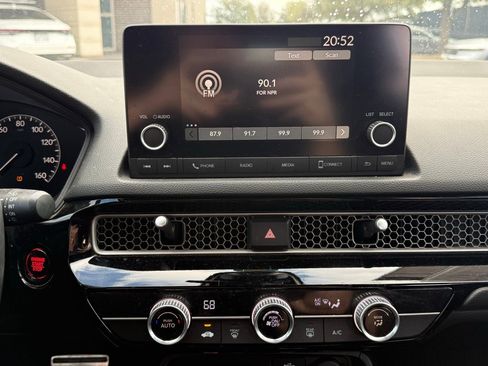 Used 2023 Honda Civic Sport image 16