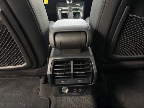 Used 2020 Audi Q3 2.0T Premium AWD/4WD image 27