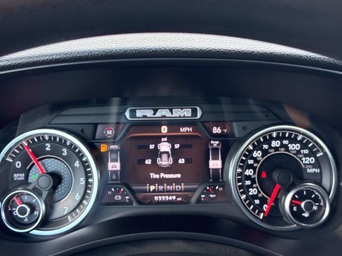 Used 2022 RAM 2500 Tradesman AWD/4WD image 4