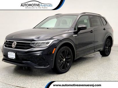 Used 2022 Volkswagen Tiguan SE R-Line