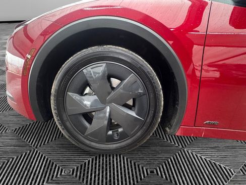 Used 2023 Toyota Prius Limited image 9