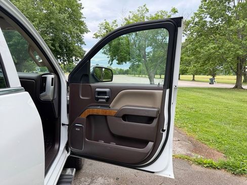 Used 2016 GMC Sierra 1500 SLT AWD/4WD image 29