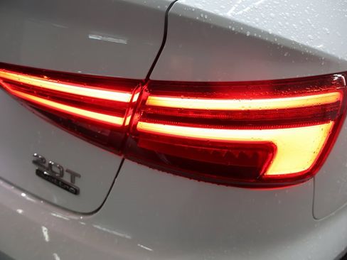 Used 2018 Audi A3 2.0T Premium image 28