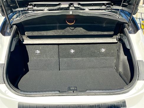 Used 2025 Toyota Corolla Hatchback image 23