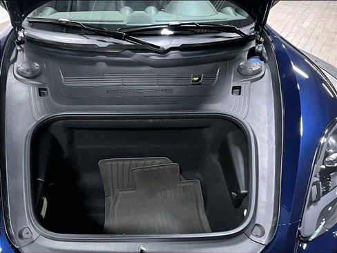 Used 2019 Porsche 718 Cayman image 32