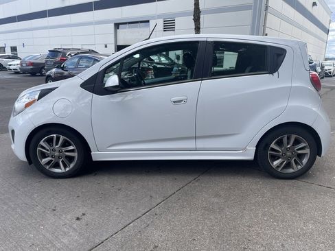 Used 2016 Chevrolet Spark LT image 7