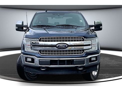 Used 2018 Ford F150 Lariat w/ Equipment Group 502A Luxury AWD/4WD image 4