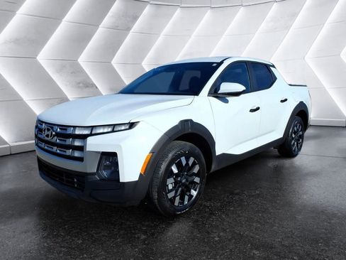 Used 2026 Hyundai Santa Cruz SE image 1