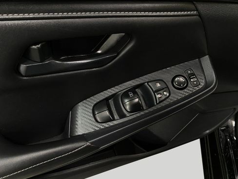 Used 2024 Nissan Sentra S image 28