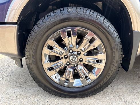 Used 2017 Nissan Titan Platinum Reserve AWD/4WD image 12