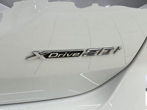 Used 2024 BMW X3 xDrive30i w/ Premium Package image 38