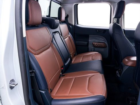 Used 2022 Ford Maverick Lariat w/ Lariat Luxury Package FWD image 41