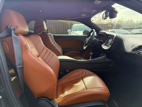 Used 2015 Dodge Challenger SRT Hellcat image 20