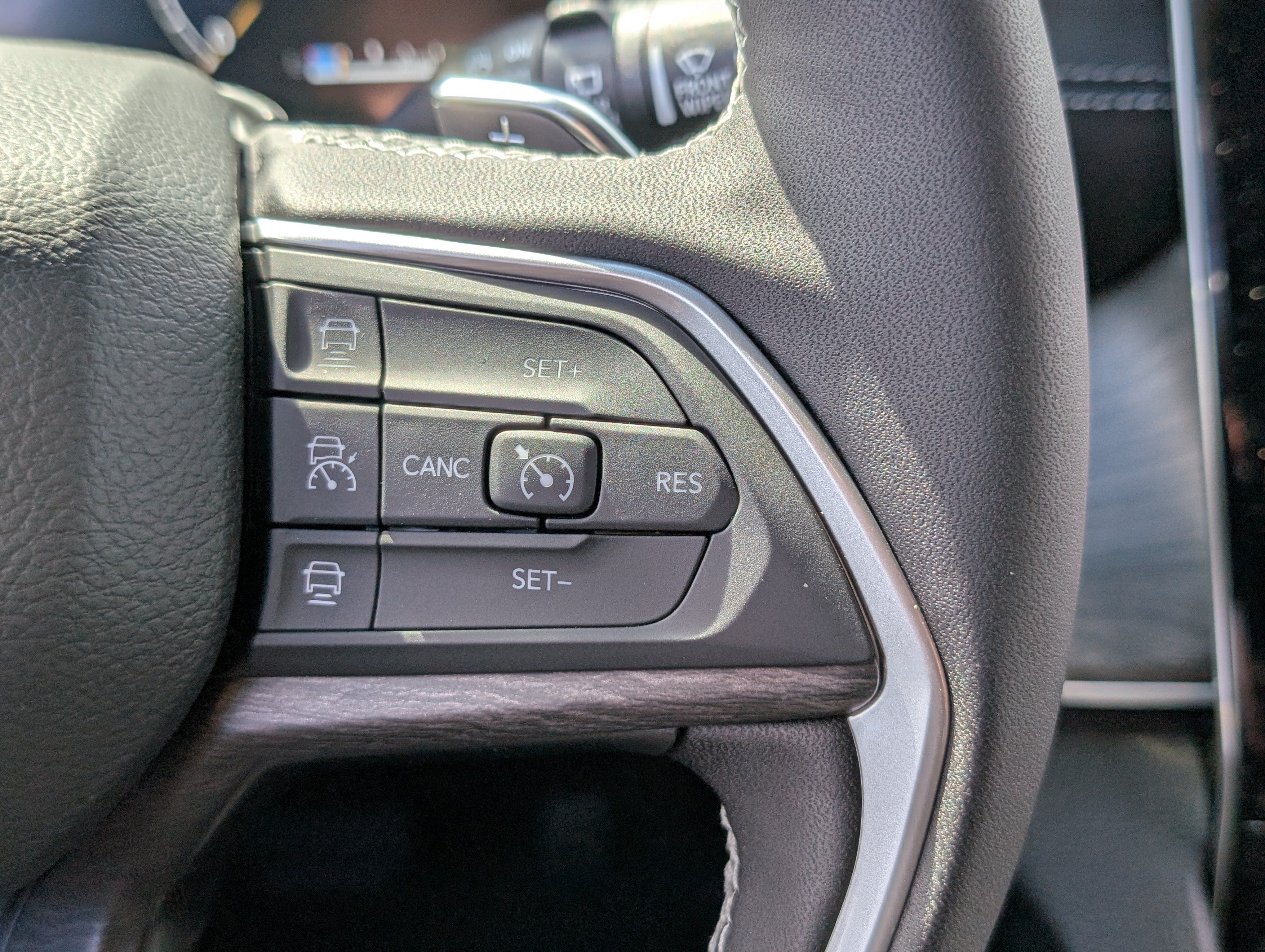New 2025 Jeep Grand Cherokee Limited AWD/4WD image 25
