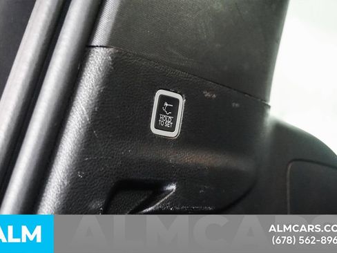 Used 2024 Jeep Wagoneer L Series II RWD image 49