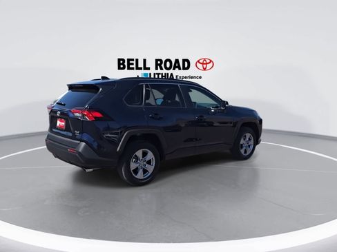 Used 2025 Toyota RAV4 XLE AWD/4WD image 8