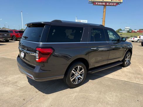 Used 2024 Ford Expedition Max Limited AWD/4WD image 5