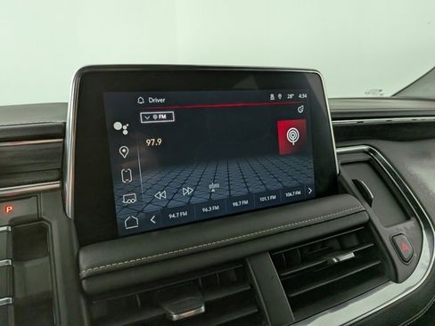 Used 2023 GMC Yukon SLT image 22