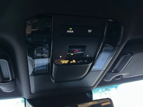 Used 2025 Toyota Land Cruiser image 30