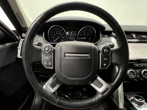 Used 2017 Land Rover Discovery HSE AWD/4WD image 25