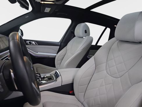 Used 2023 BMW X5 sDrive40i w/ M Sport Package image 17