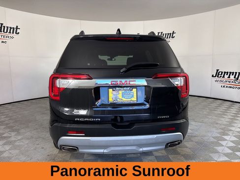 Used 2023 GMC Acadia SLE w/ Driver Convenience Package image 6