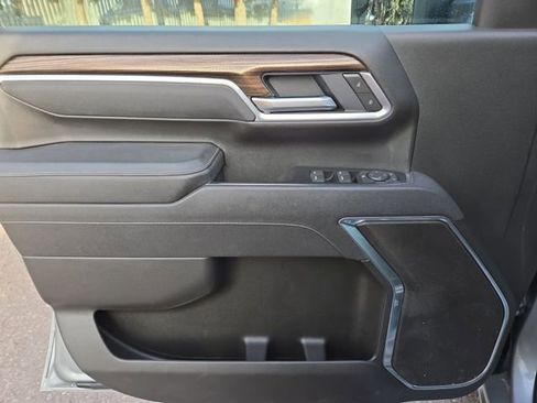 Used 2025 Chevrolet Silverado 3500 LT w/ Convenience Package image 15