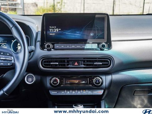Certified 2023 Hyundai Kona Limited FWD image 13