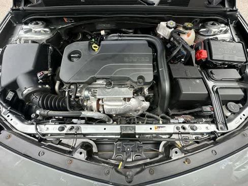 Used 2023 Chevrolet Malibu LT FWD image 27
