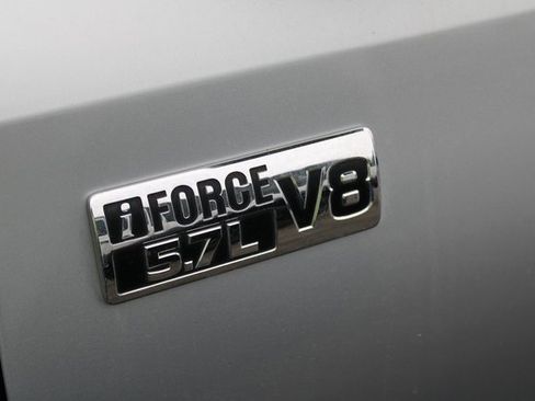 Used 2019 Toyota Tundra SR5 image 10