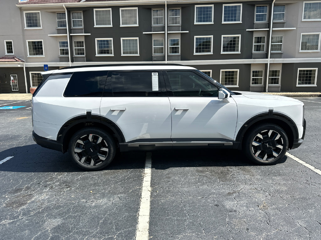 New 2027 Kia Telluride S FWD image 8