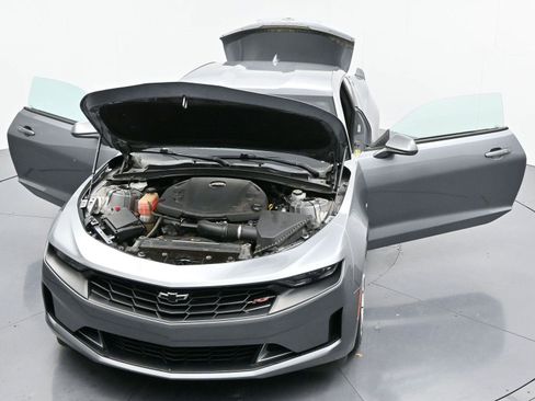 Used 2019 Chevrolet Camaro LT w/ RS Package image 38