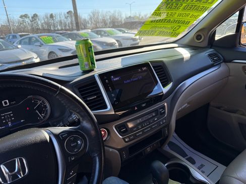 Used 2018 Honda Pilot EX-L image 16