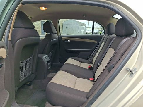 Used 2011 Chevrolet Malibu LS FWD image 10