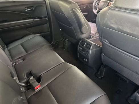 Used 2021 Honda Passport Touring image 31