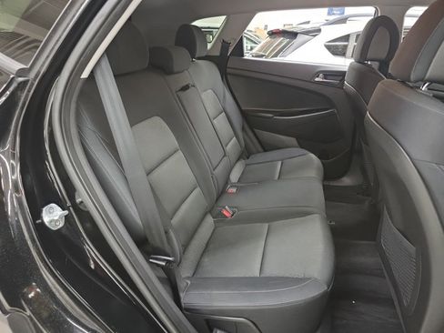 Used 2016 Hyundai Tucson SE w/ Option Group 02 image 9