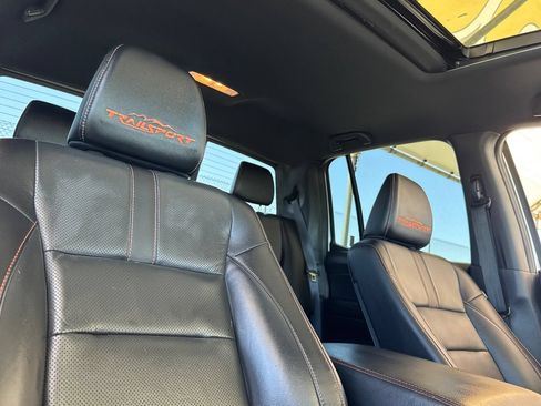 Used 2025 Honda Ridgeline TrailSport image 16