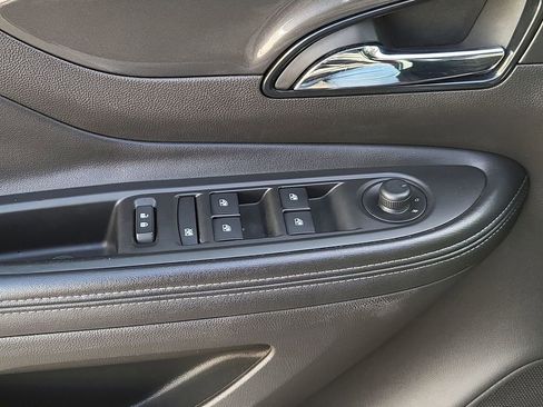 Used 2019 Buick Encore Preferred image 21