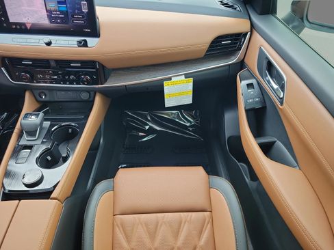 New 2026 Nissan Rogue Platinum image 14