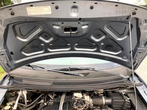 Used 2004 Ford Freestar SE image 33