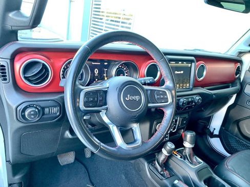 Used 2022 Jeep Gladiator Rubicon w/ LED Lighting Group image 13